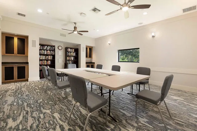  Residence photo 48