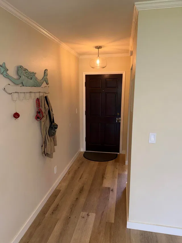 Unit 148 photo 8