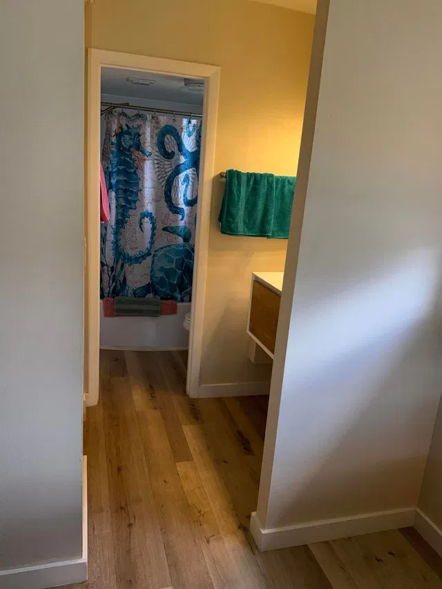 Unit 148 photo 23