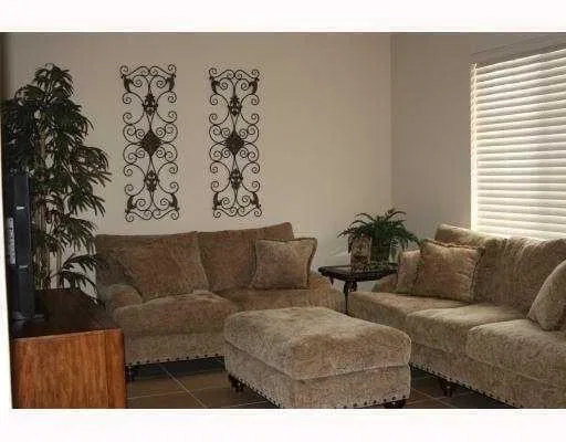 Residence photo 18
