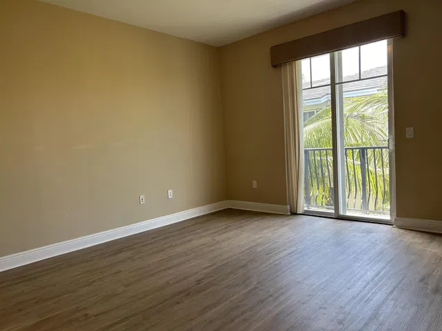 Residence photo 20