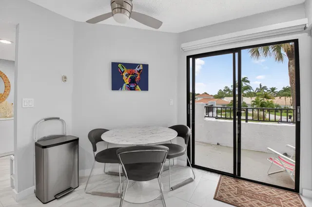 Unit 1306 photo 10