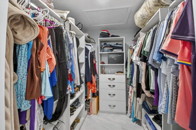 Unit 1306 photo 23