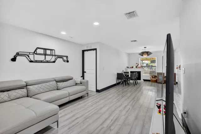 Residence photo 21