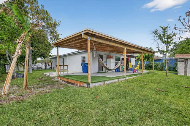 Residence photo 35