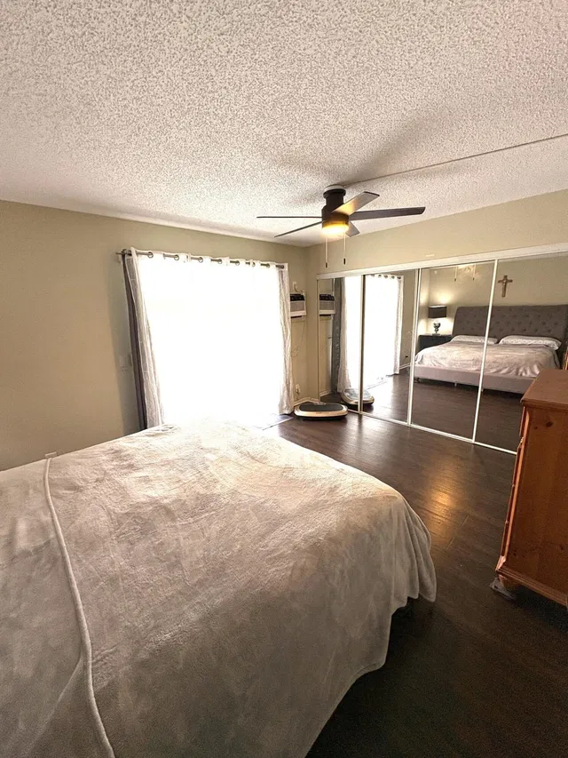 Residence photo 16