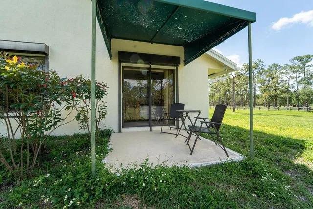 Homeland Residence photo 31