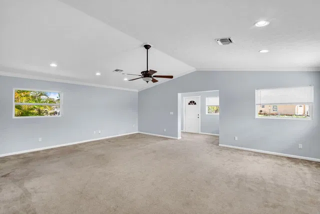  Residence photo 24
