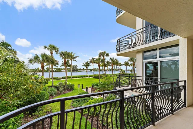 Singer Island Unit 101 photo 6