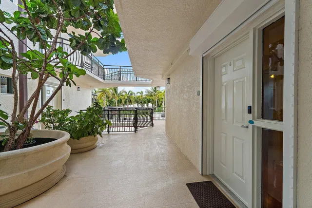 Singer Island Unit 101 photo 8