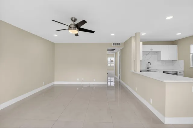 Residence photo 7