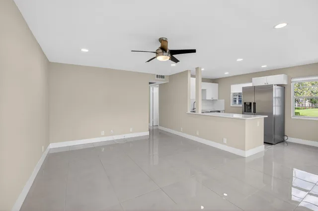 Residence photo 8