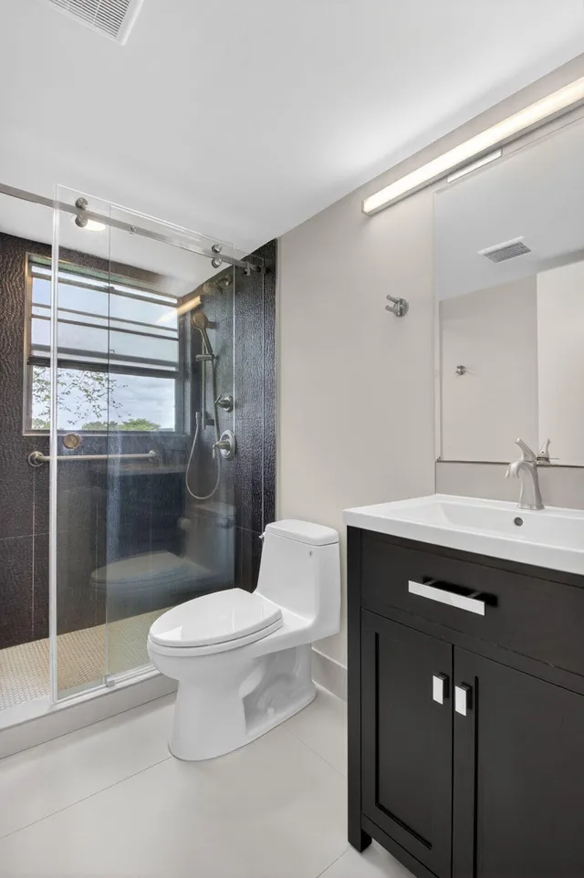 Residence photo 18