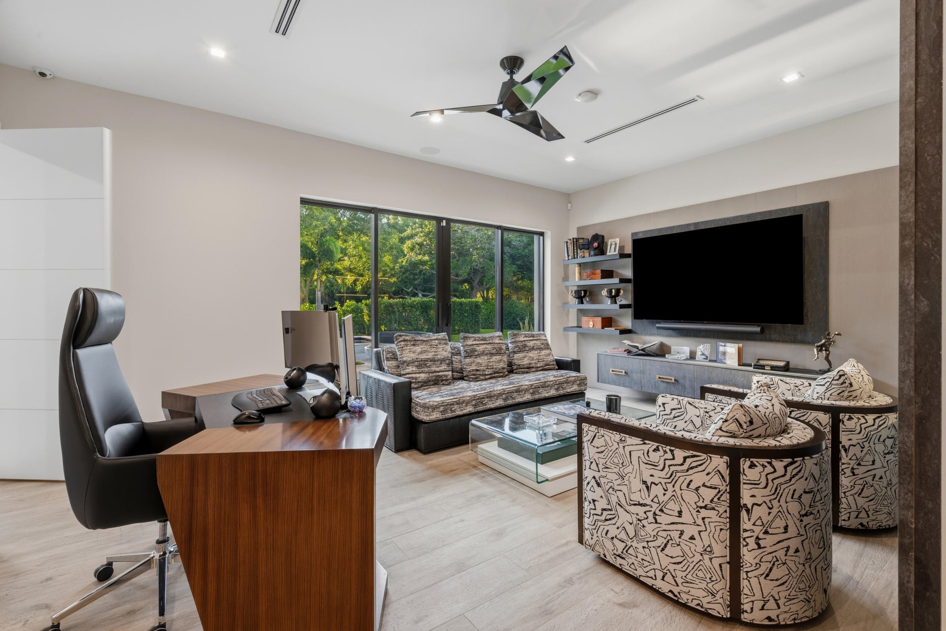 Residence photo 30