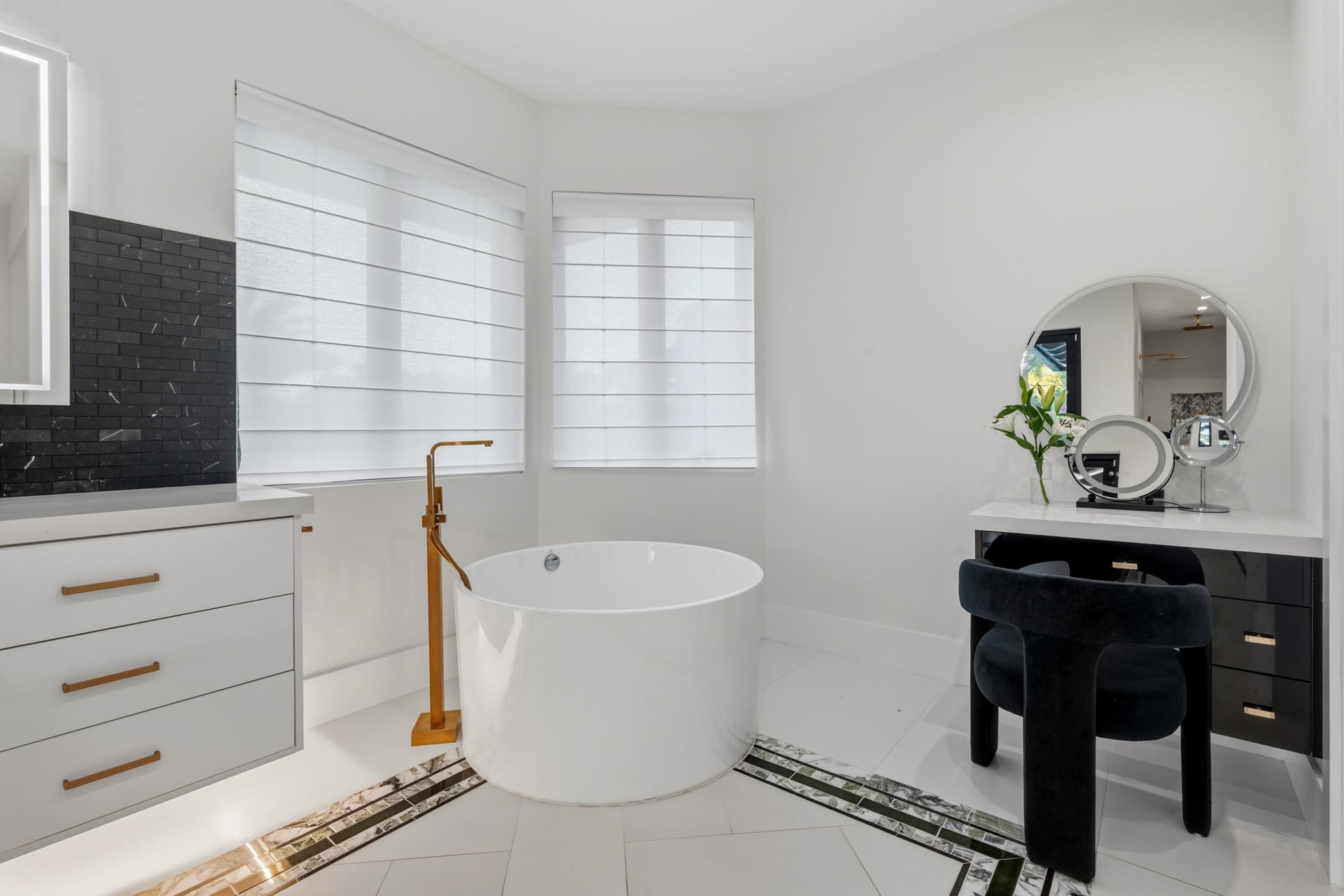 Residence photo 44