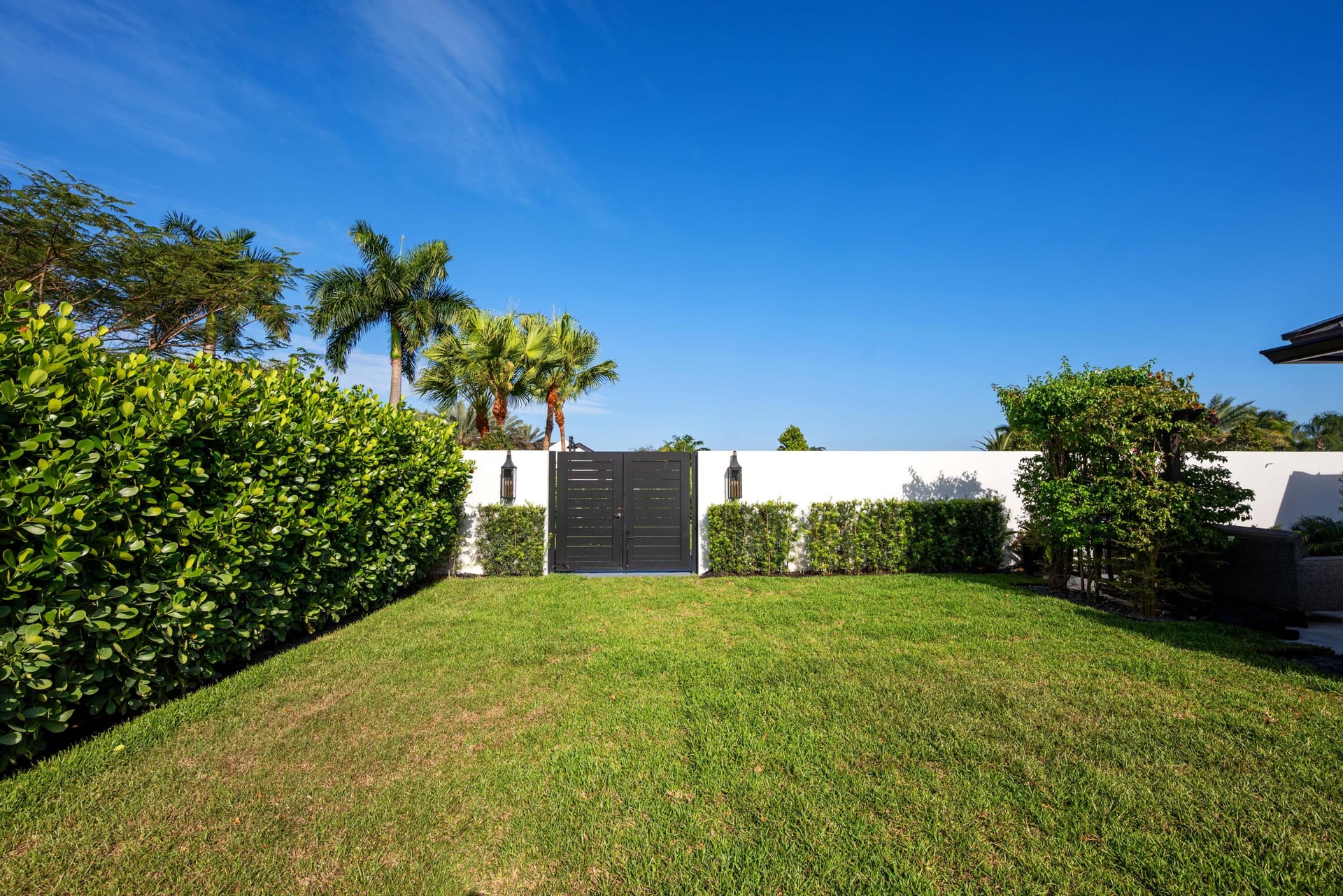 Residence photo 93