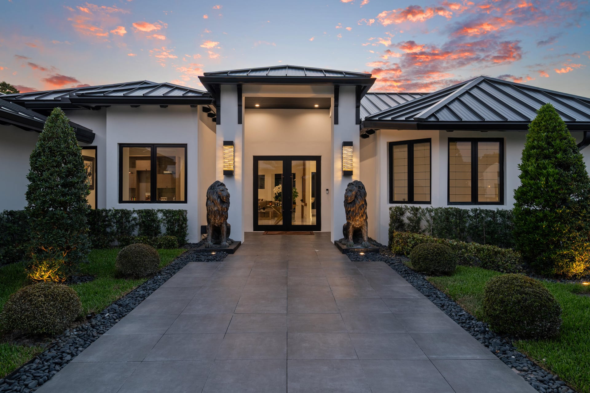 Residence photo 95