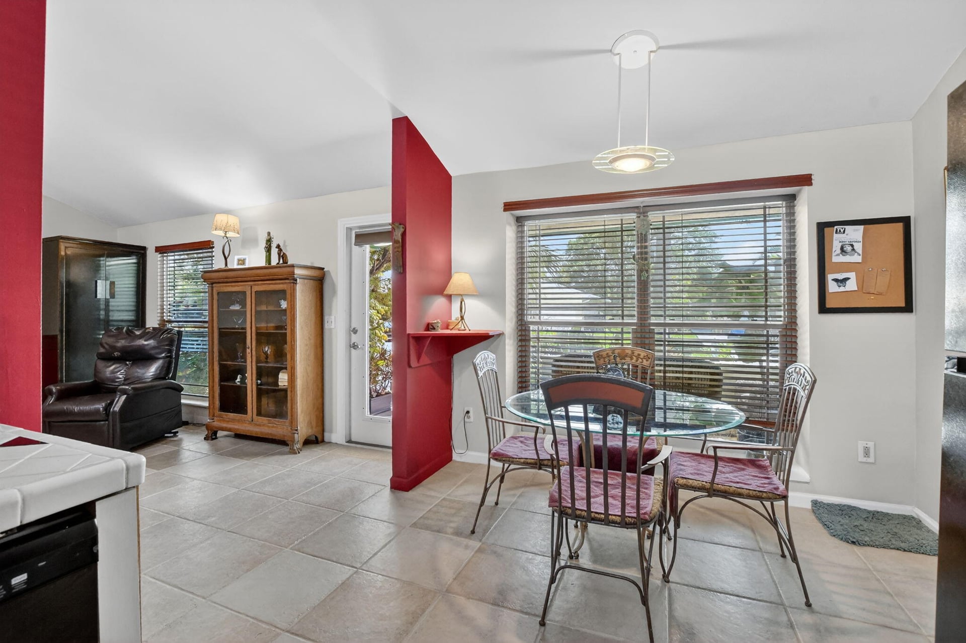 Residence photo 16