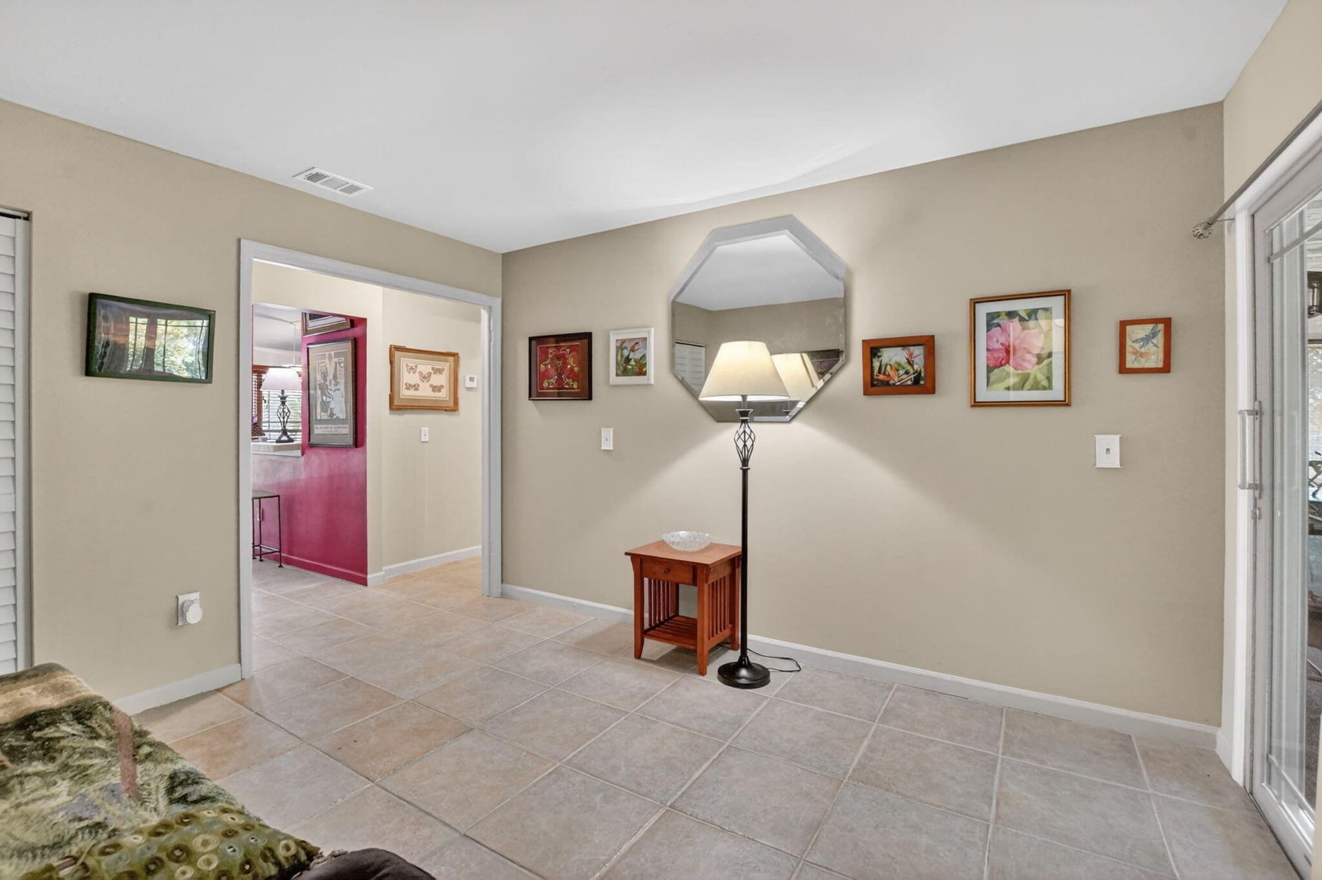 Residence photo 24