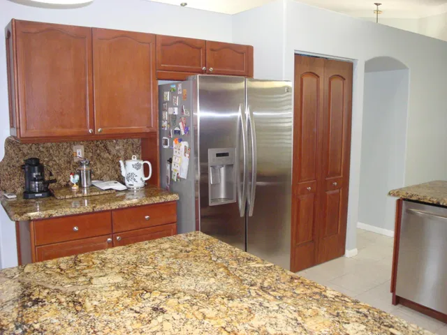 Residence photo 5