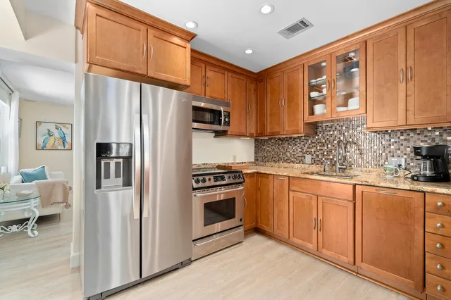 Residence photo 9