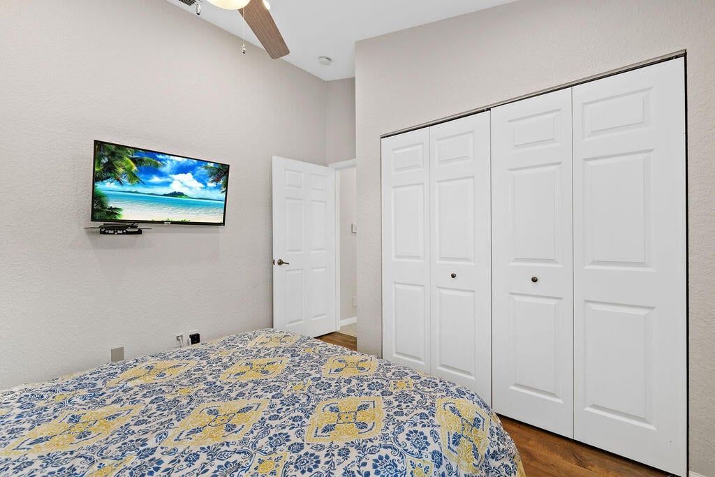 Unit 202 photo 29