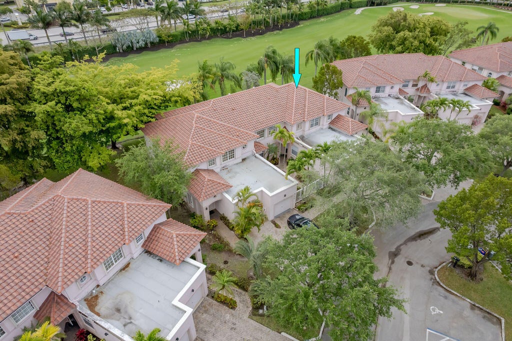 Unit 202 photo 66