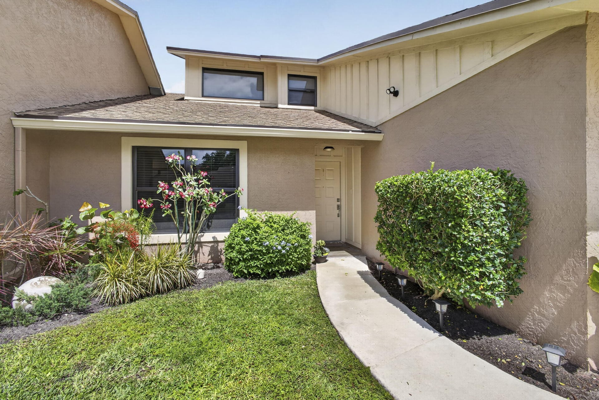  Residence photo 5