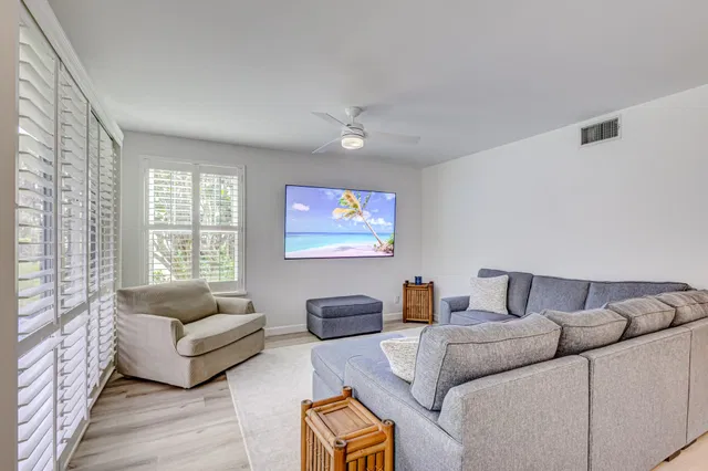 Residence photo 18