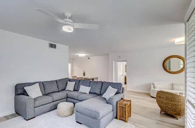 Residence photo 20