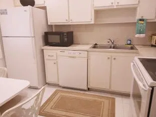 Unit 307 photo 3