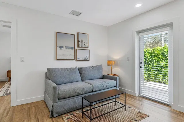 SoSo West Palm Beach Residence photo 24