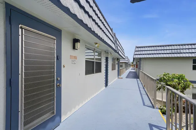 Residence photo 3