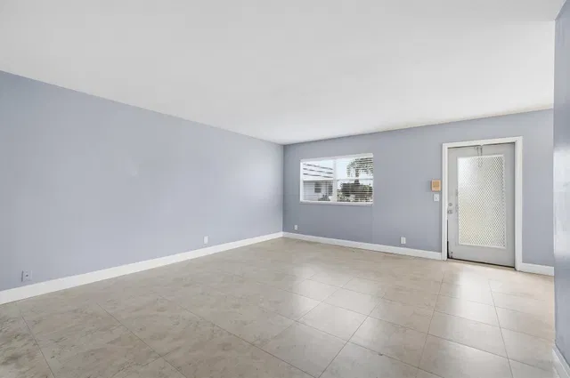 Residence photo 5