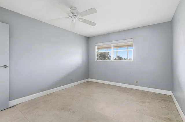 Residence photo 26