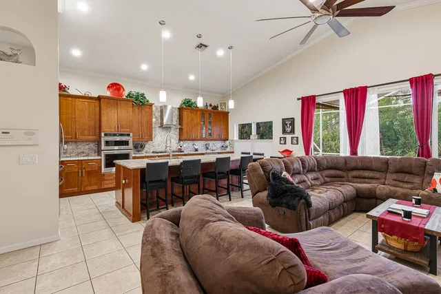 Residence photo 16
