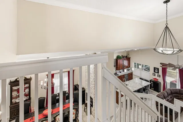 Residence photo 32