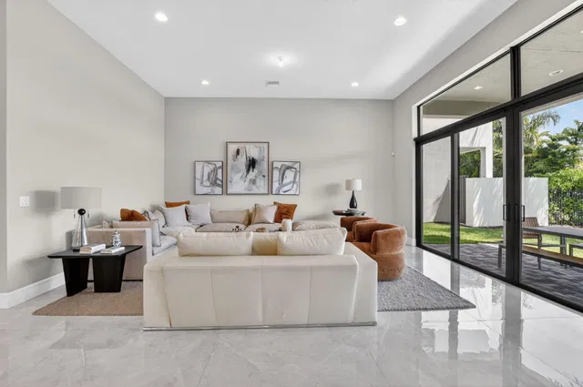 Boca Bridges Residence photo 10