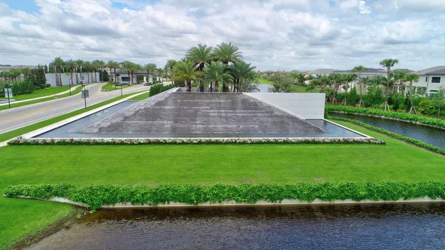 Boca Bridges Residence photo 54