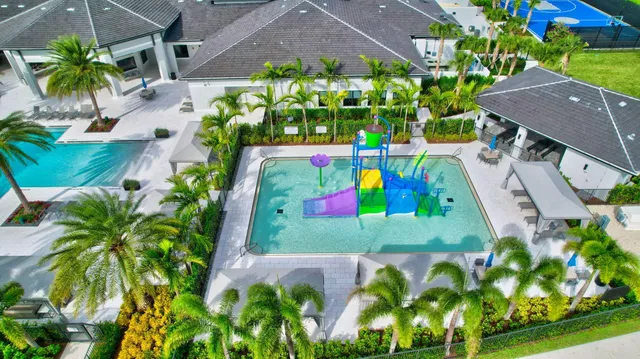 Boca Bridges Residence photo 63