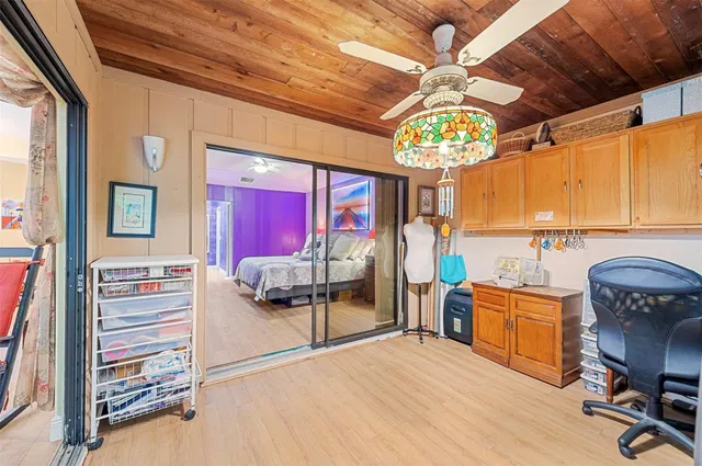 Residence photo 15