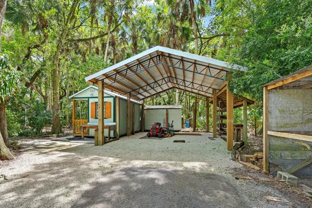  Residence photo 8