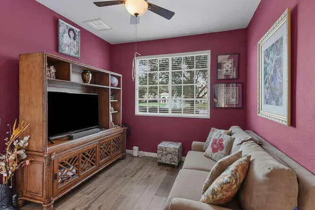 Unit 211 photo 32