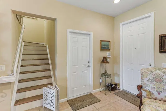 Unit 211 photo 33