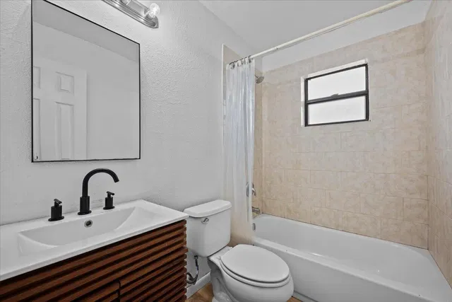 Mariner Sands Residence photo 13