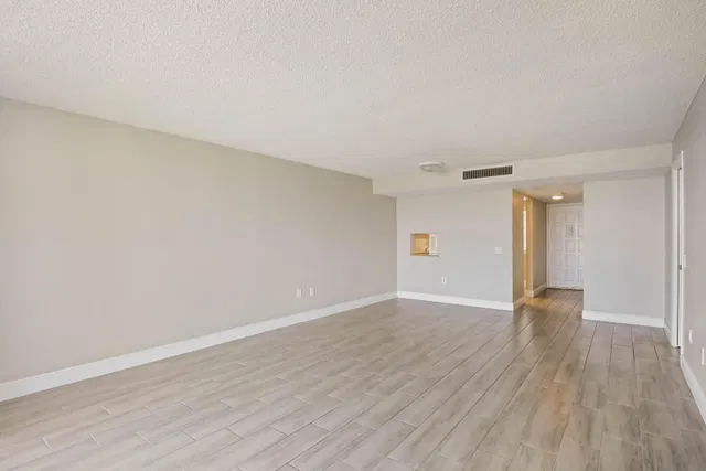 Unit 208 photo 3