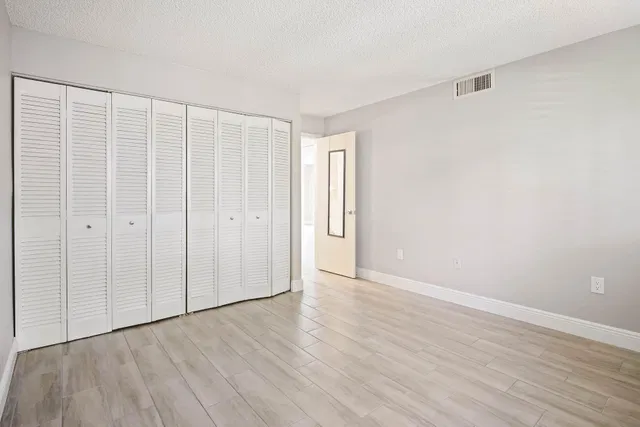 Unit 208 photo 12
