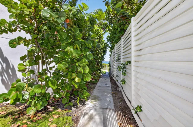 Unit 304 photo 33