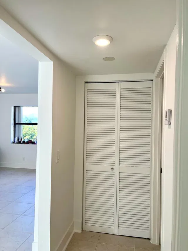 Unit 405 photo 20