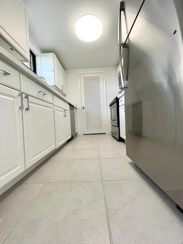 Unit 405 photo 26